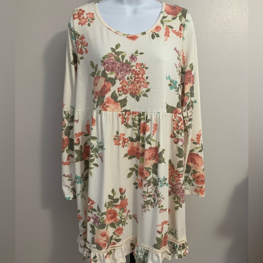 Kye Mi Floral Dress - Picture 15 of 16